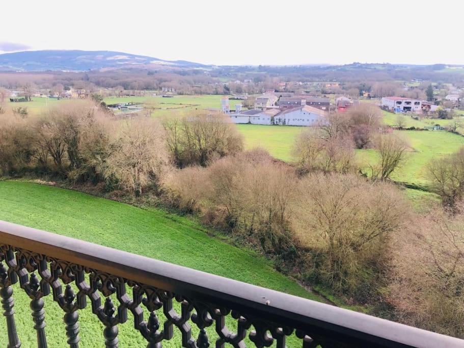 Apartmán Piso Moderno Sarria Exteriér fotografie